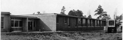 Lynwood Park School under construction in 1955