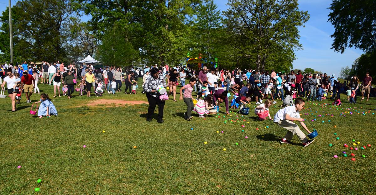 The City of Brookhaven’s Parks and Recreation Department is hosting its annual Easter Egg Scramble on Saturday, March 31, 9:30 t
